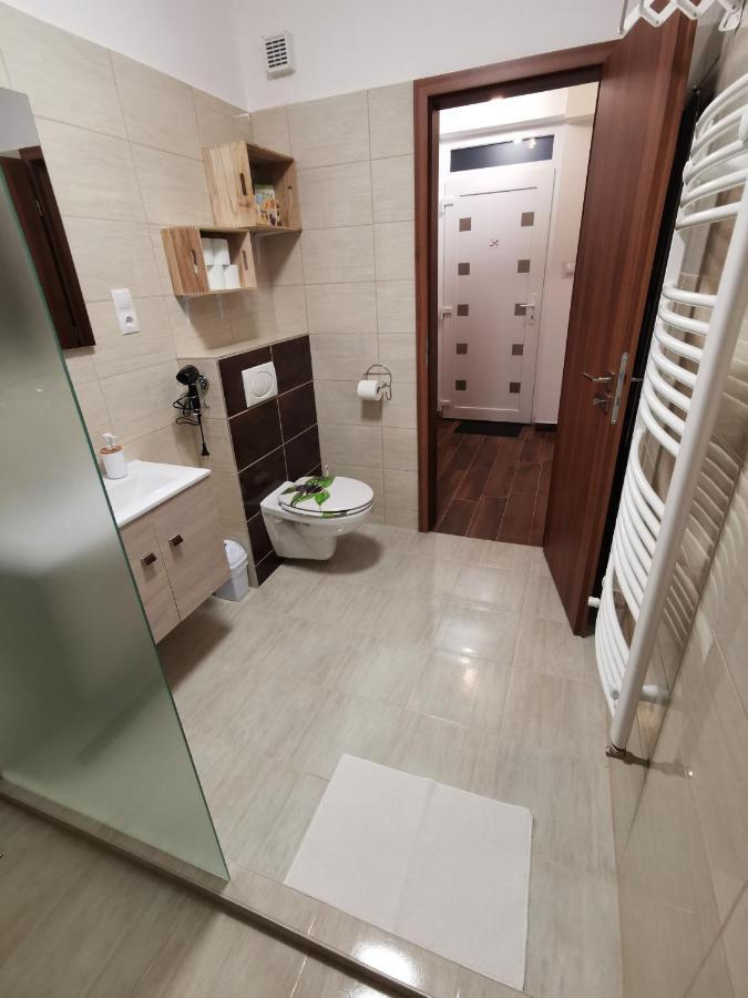 Bee You Apartman Hajdúszoboszló Buitenkant foto