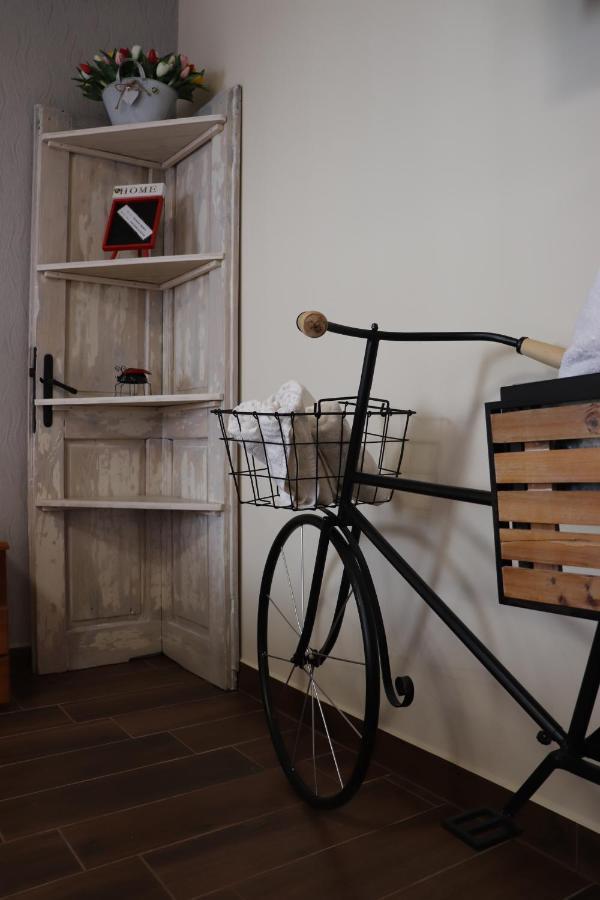 Bee You Apartman Hajdúszoboszló Buitenkant foto